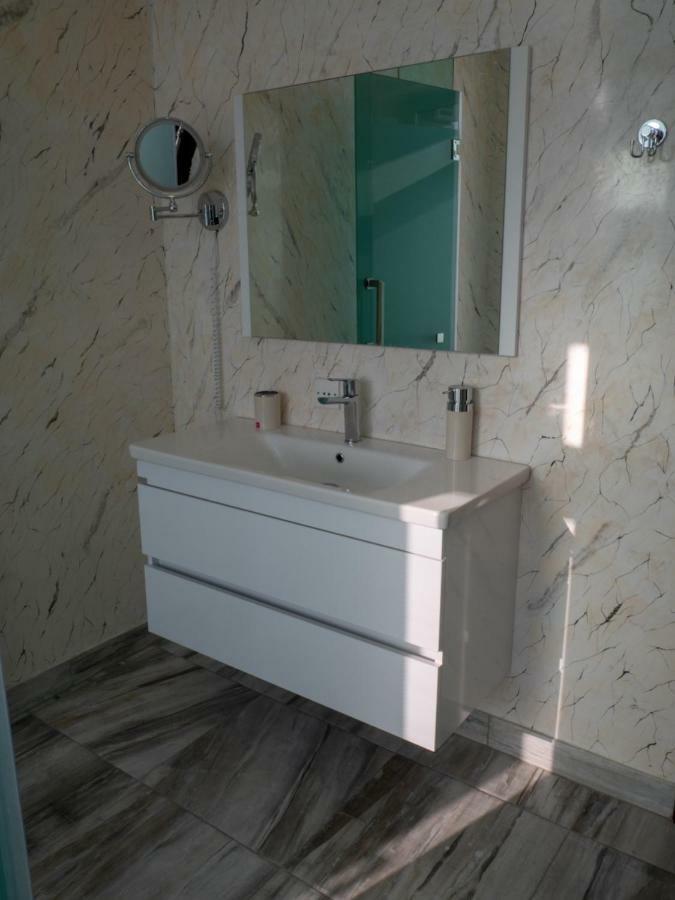 Boulevard Side Apartments Баку Экстерьер фото