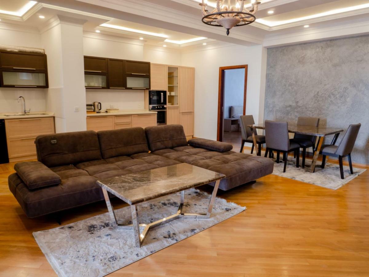Boulevard Side Apartments Баку Экстерьер фото